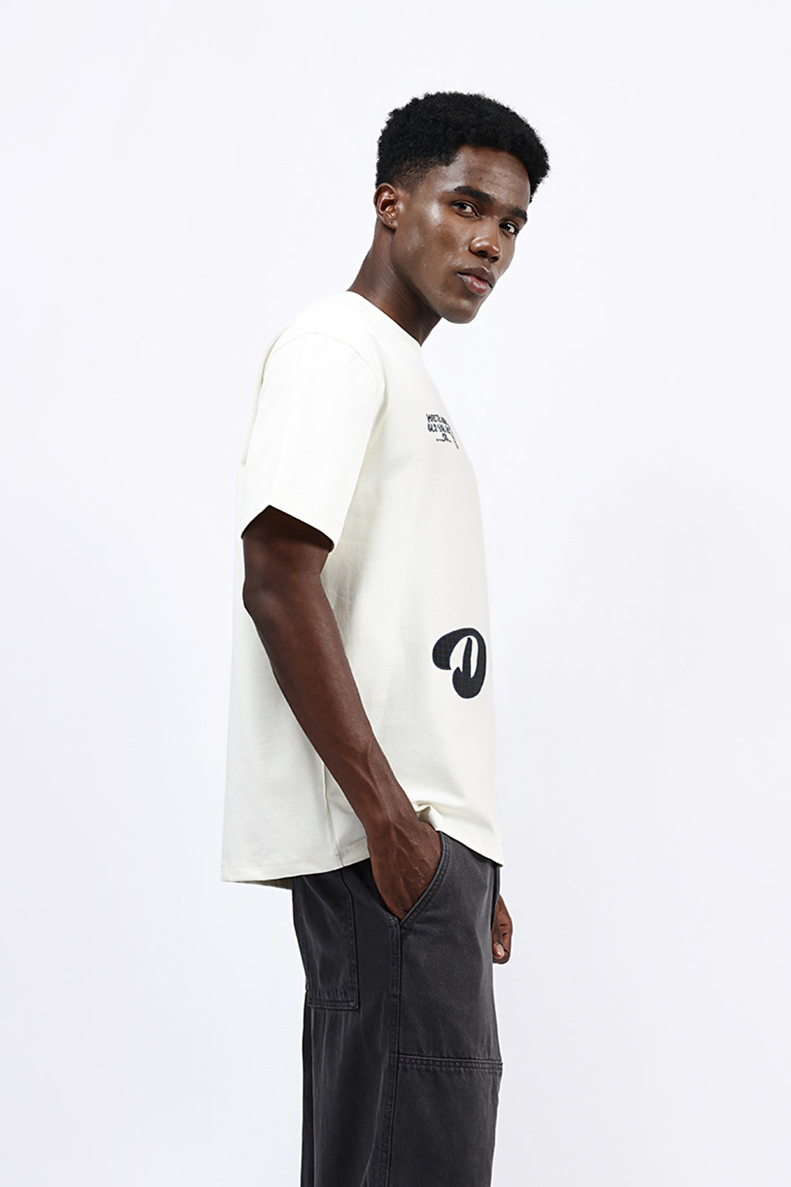 PATCH EMBROIDERED OVERSIZED TEE