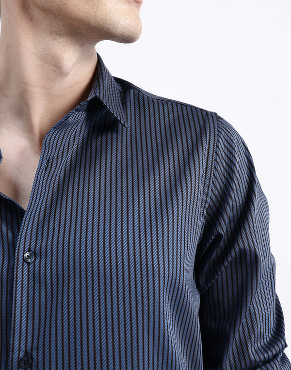 FULL SLEEVES STRIPED SHIRT