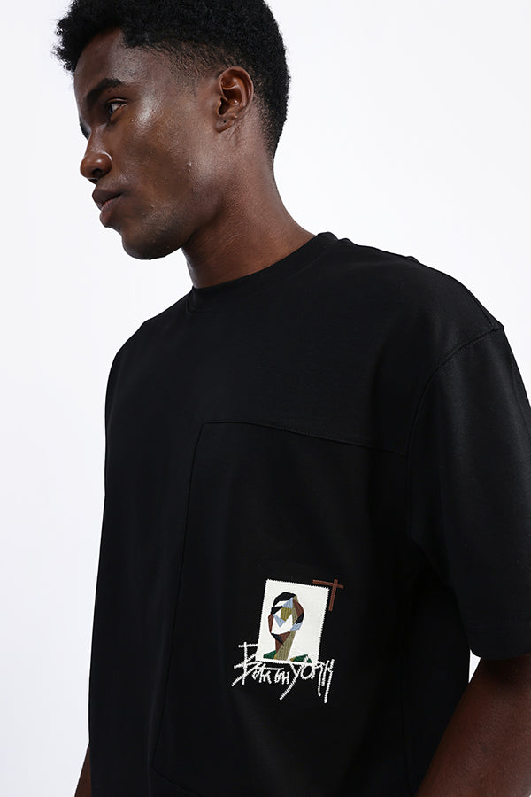 PATCH EMBROIDERED OVERSIZED TEE