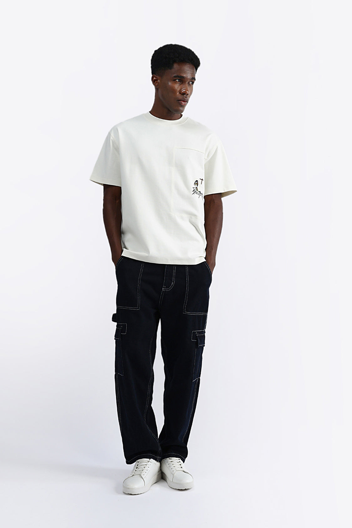 PATCH EMBROIDERED OVERSIZED TEE
