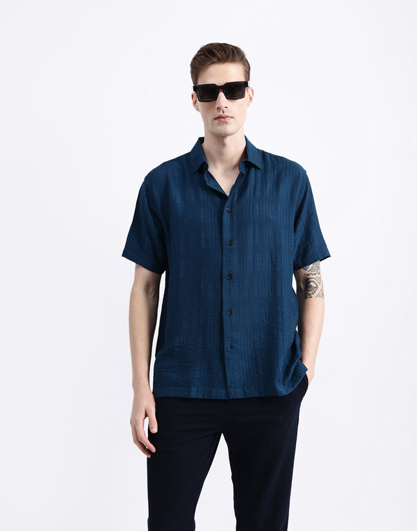 HALF SLEEVES TEXURED SHIRT