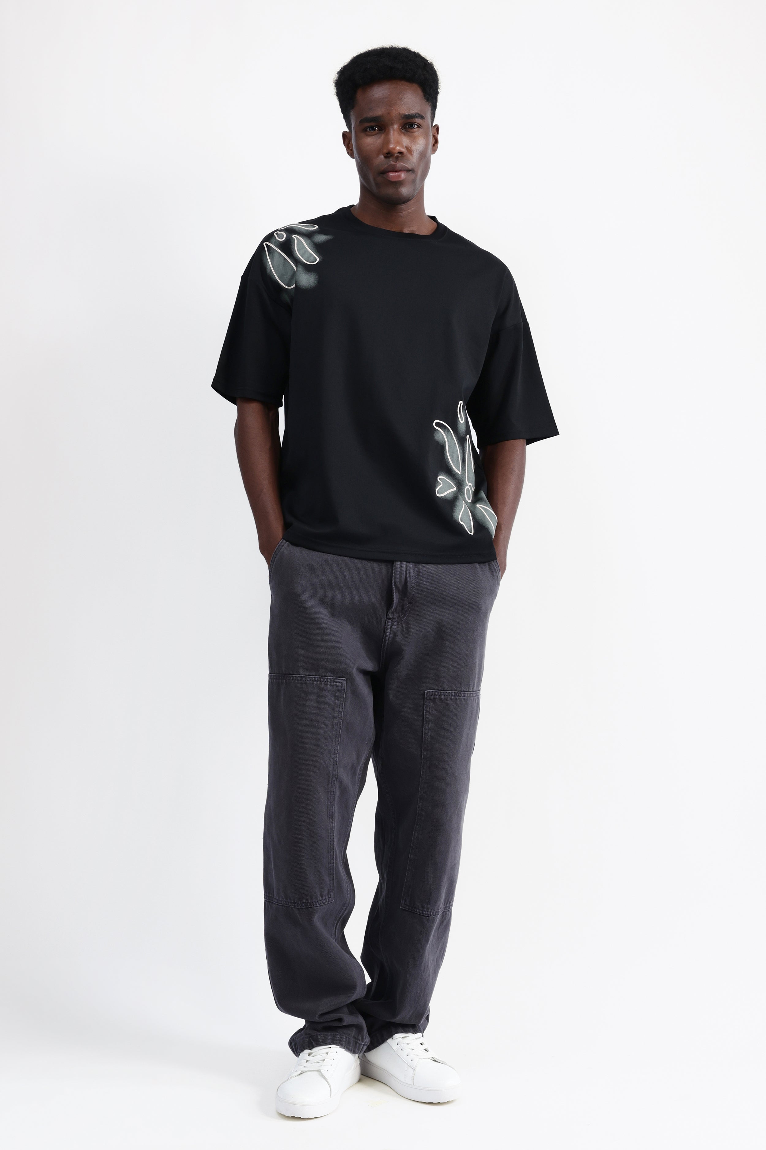 EMBROIDERED OVERSIZED T-SHIRT