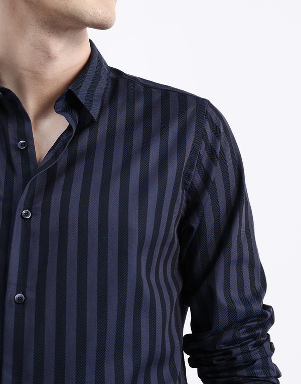 FULL SLEEVES STRIPED SHIRT
