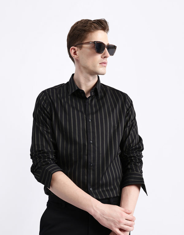 FULL SLEEVES STRIPED SHIRT