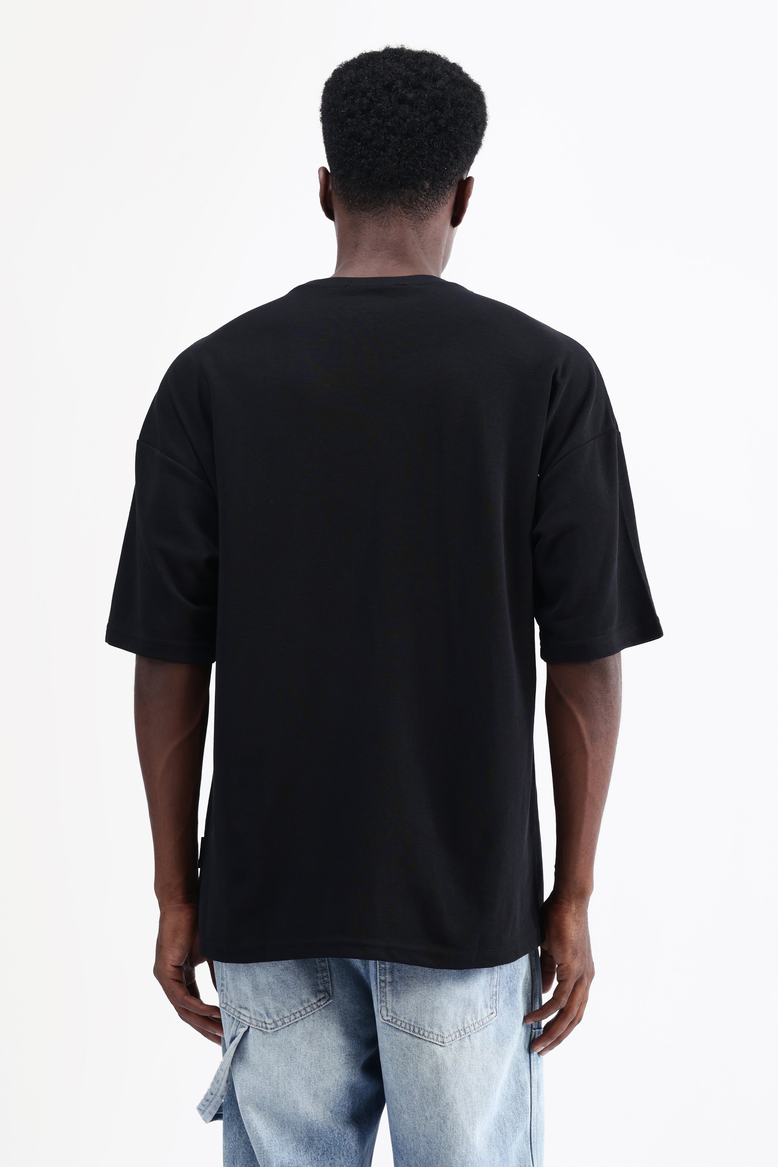 PATCH POCKET OVERSIZED T-SHIRT