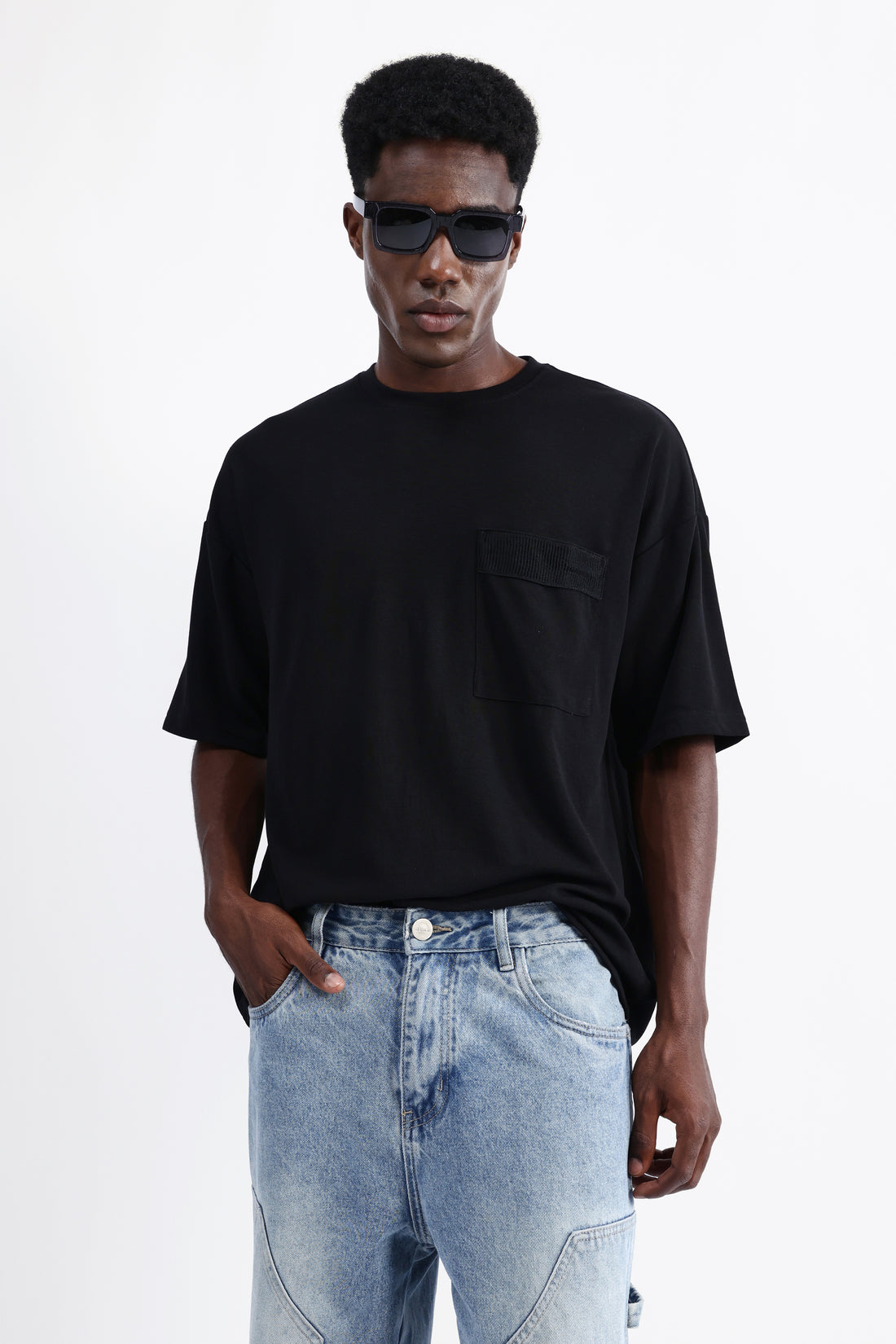 PATCH POCKET OVERSIZED T-SHIRT