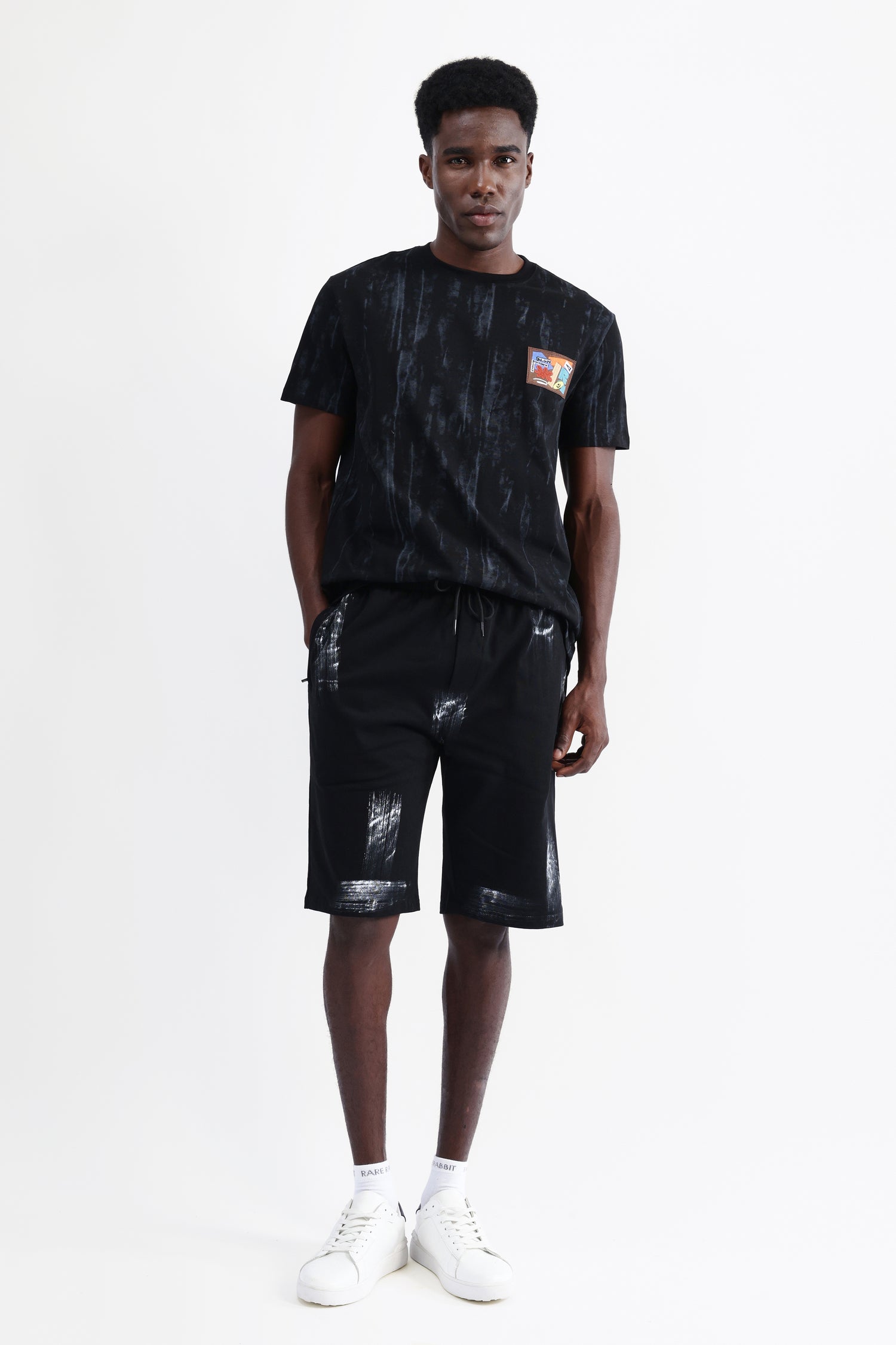 EMBROIDERED OVERSIZED T-SHIRT