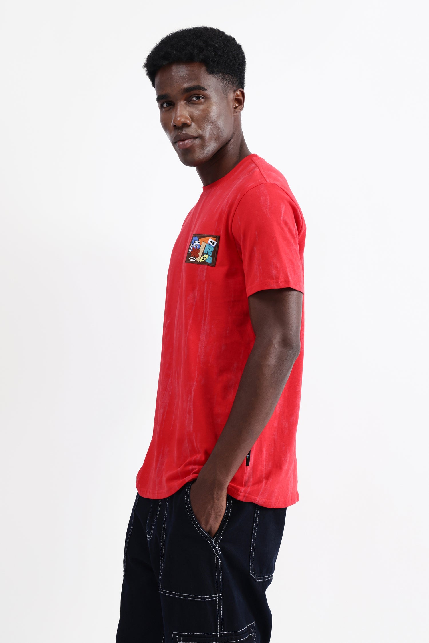 EMBROIDERED OVERSIZED T-SHIRT