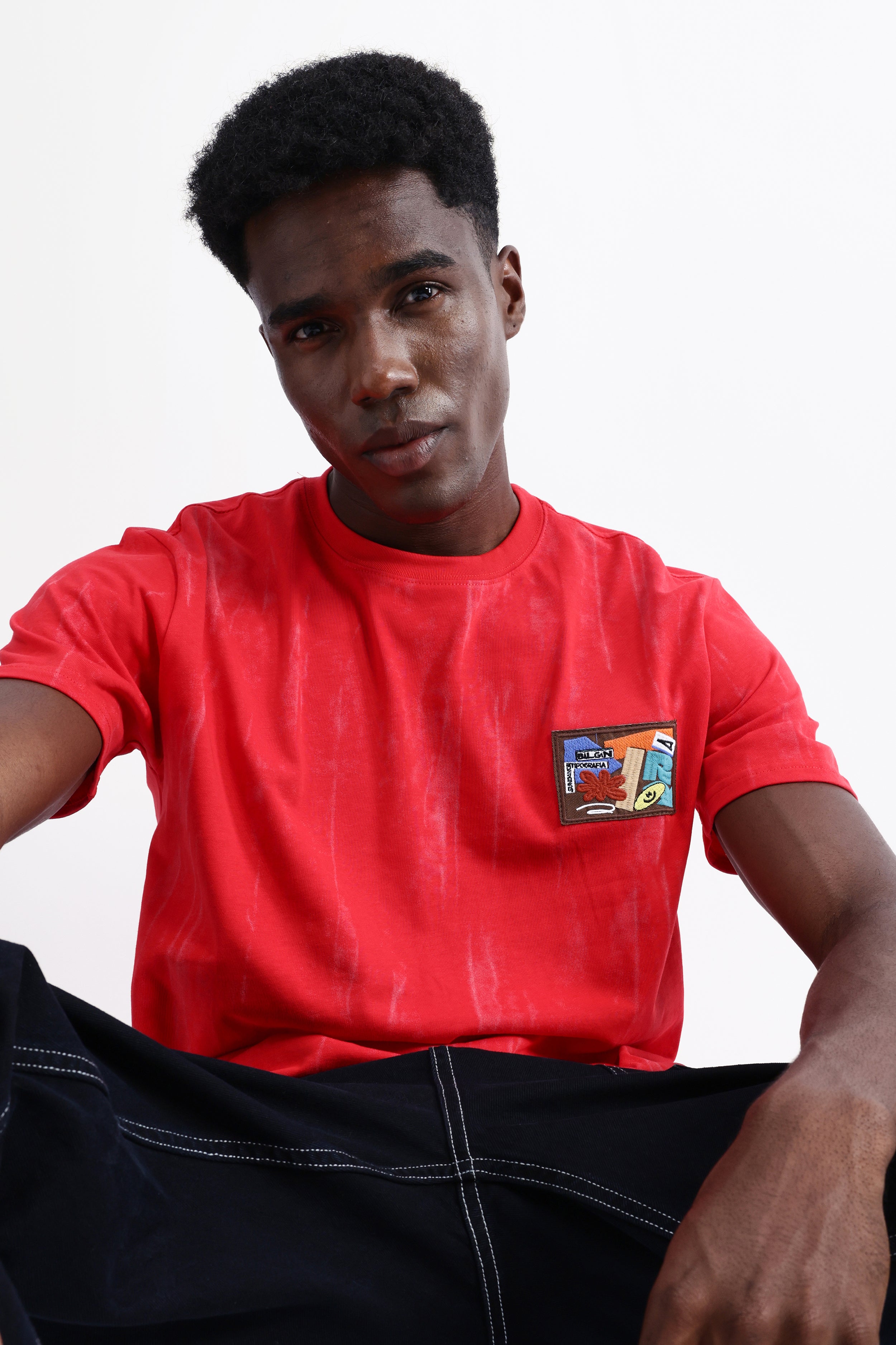 EMBROIDERED OVERSIZED T-SHIRT