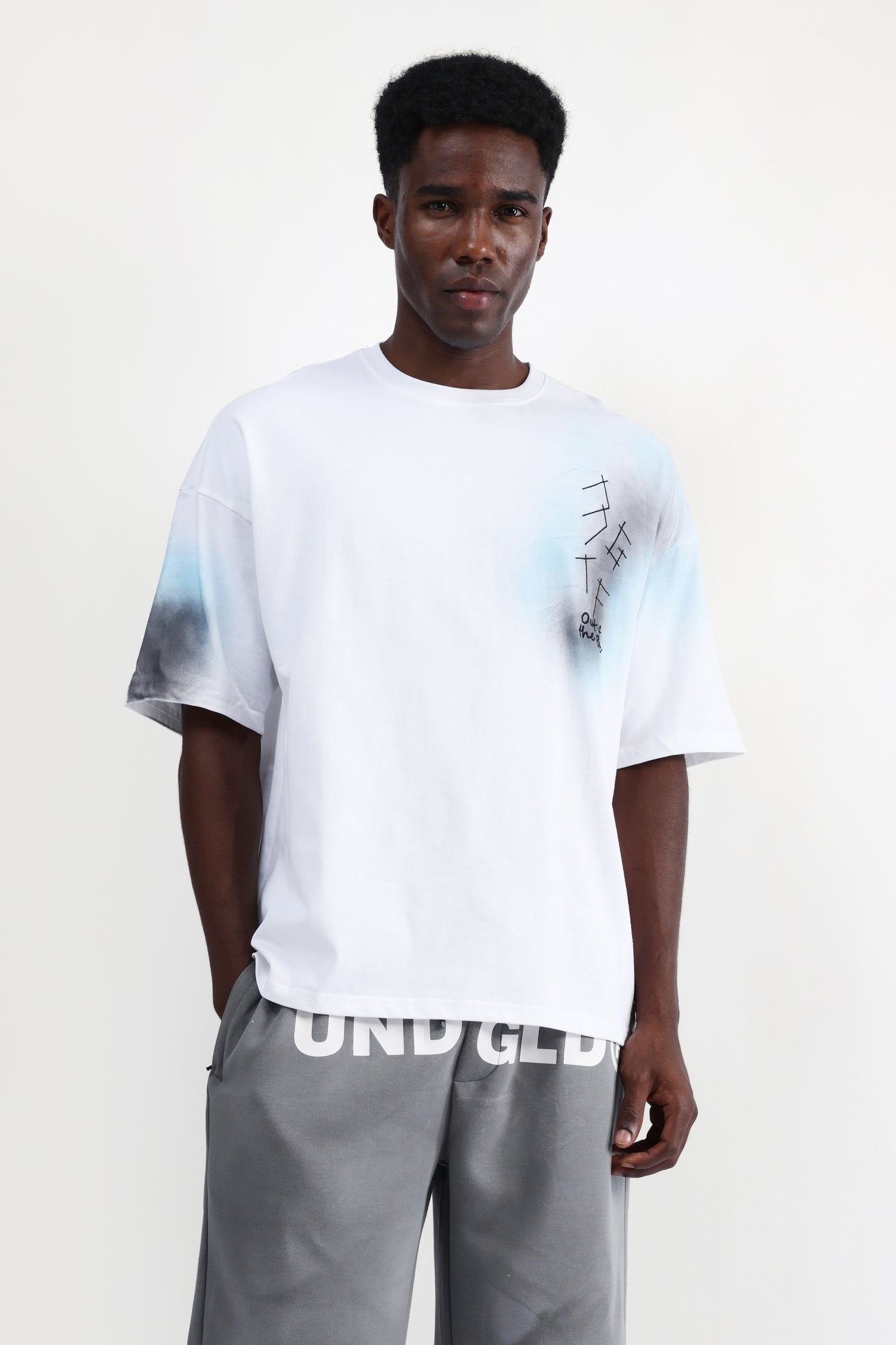 ABSTRACT PRINT OVERSIZED T-SHIRT