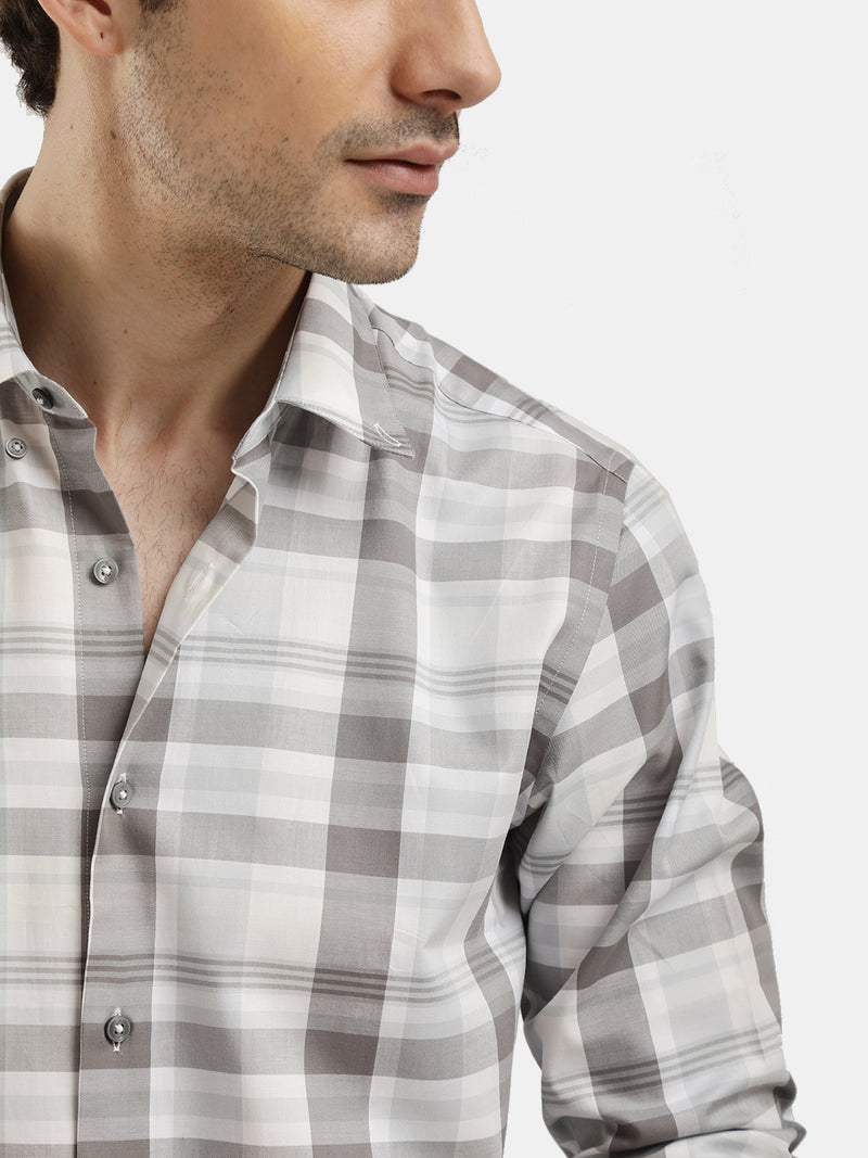 FULL SLEEVES CHECKED SHIRT