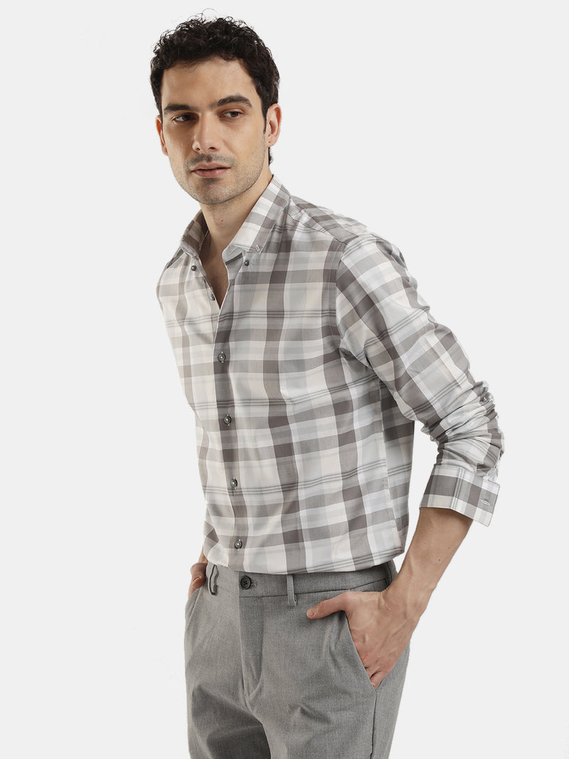 FULL SLEEVES CHECKED SHIRT