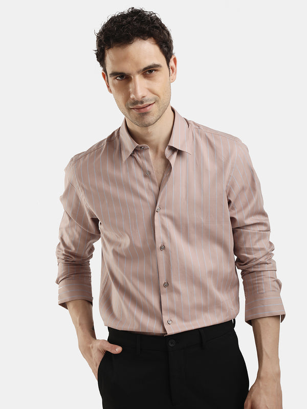 FULL SLEEVES VERTICAL STRIPED SHIRT