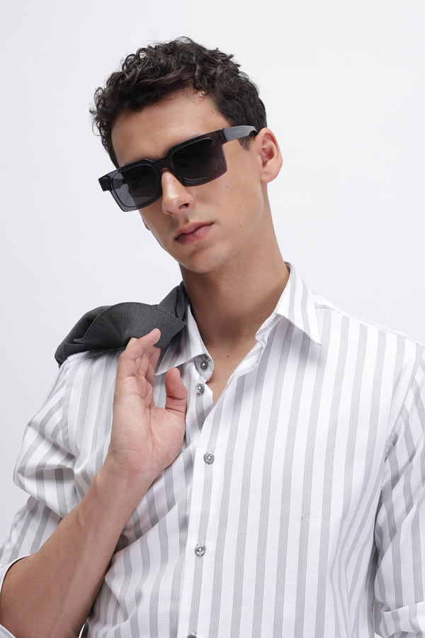 VERTICAL STRIPED SLIM FIT SHIRT