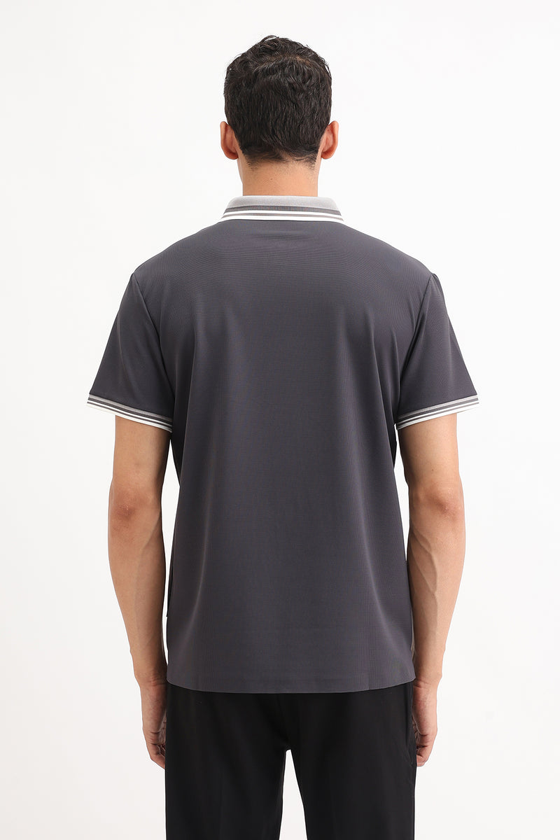 CONTRAST STRIPED COLLAR POLO T-SHIRT