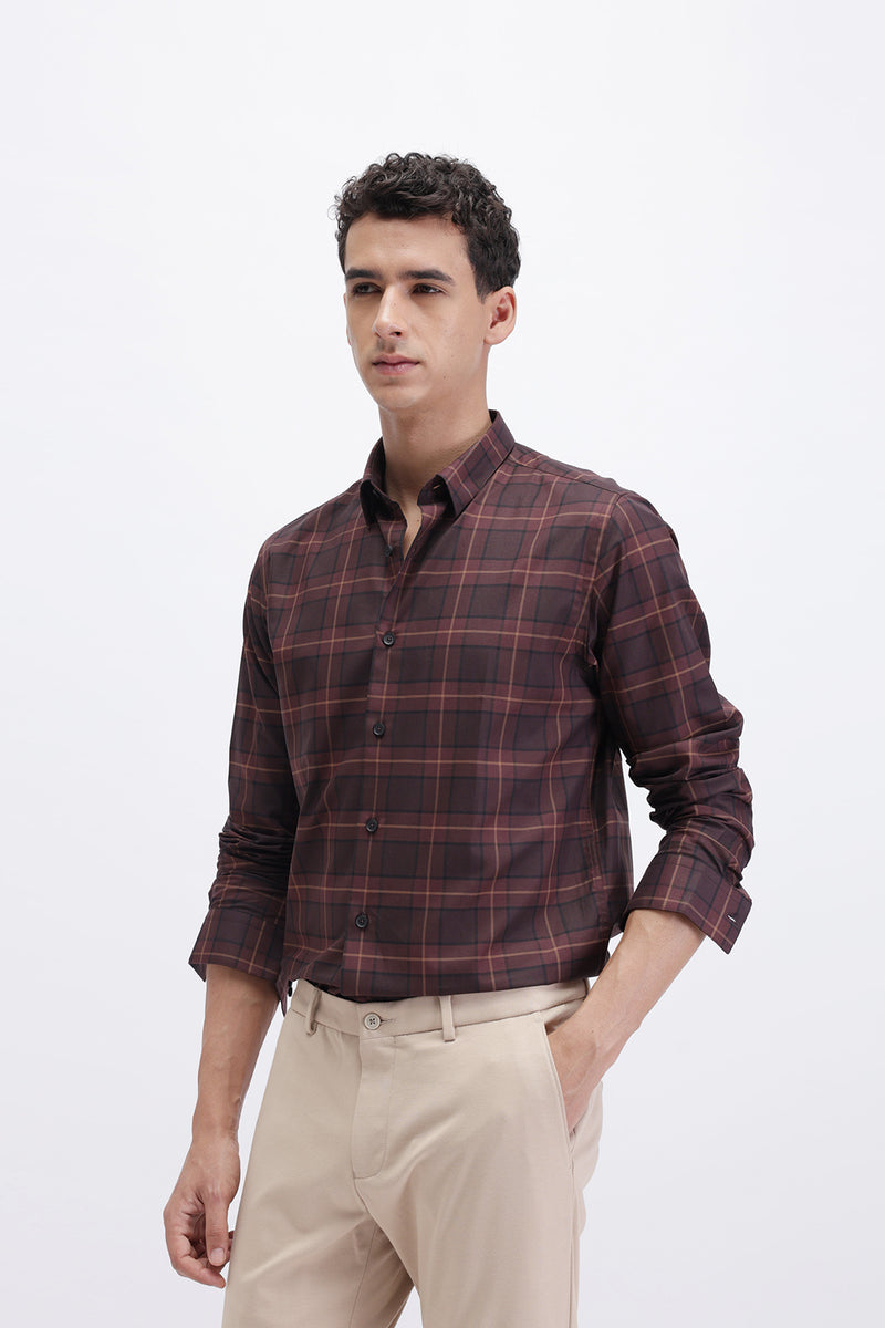 SLIM FIT CHECKED CASUAL SHIRT