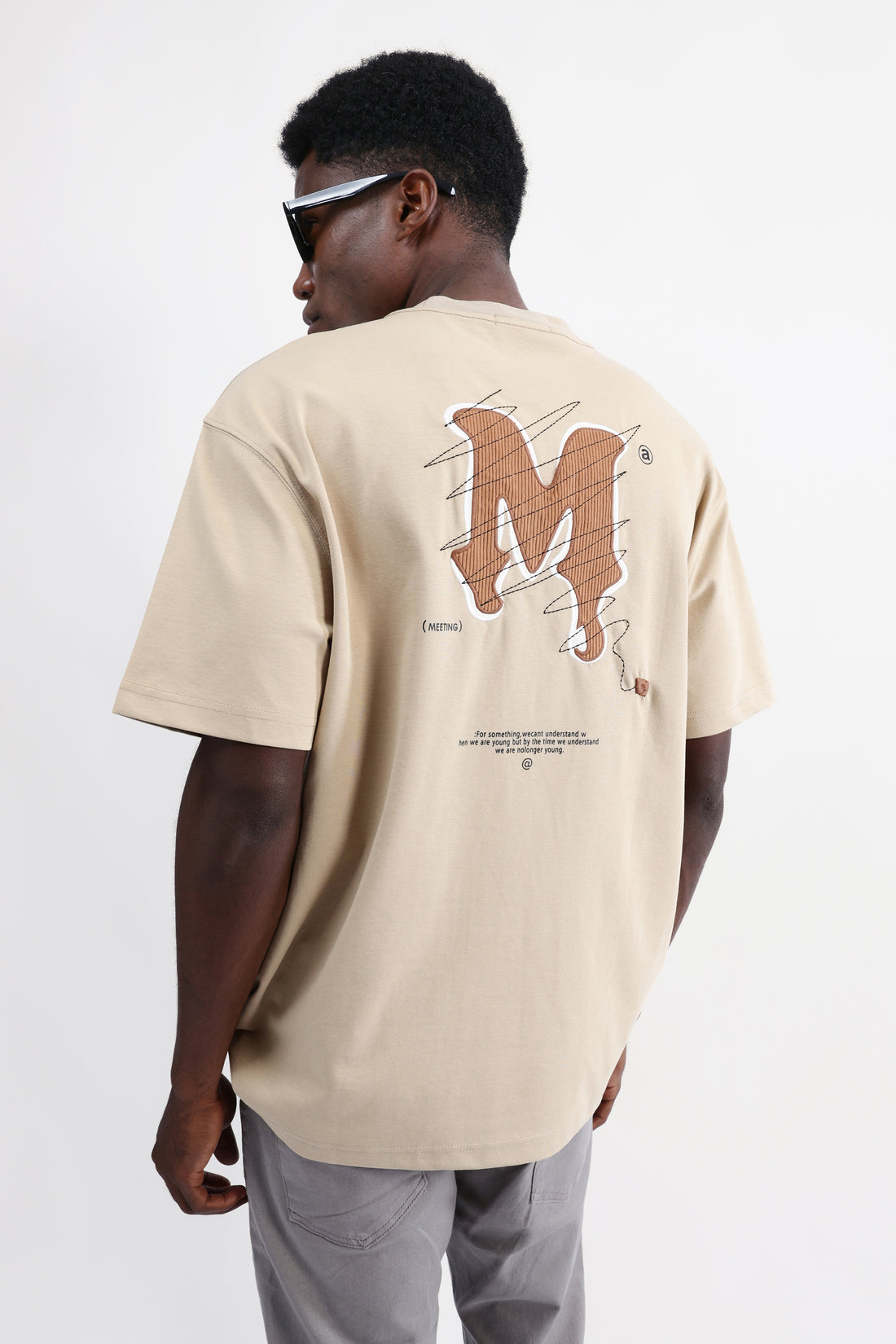 PATCH EMBROIDERED OVERSIZED T-SHIRT