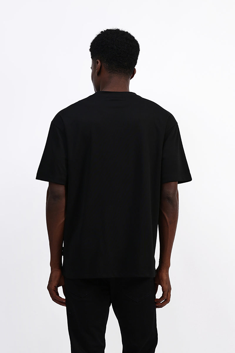 PATCH EMBROIDERED OVERSIZED TEE