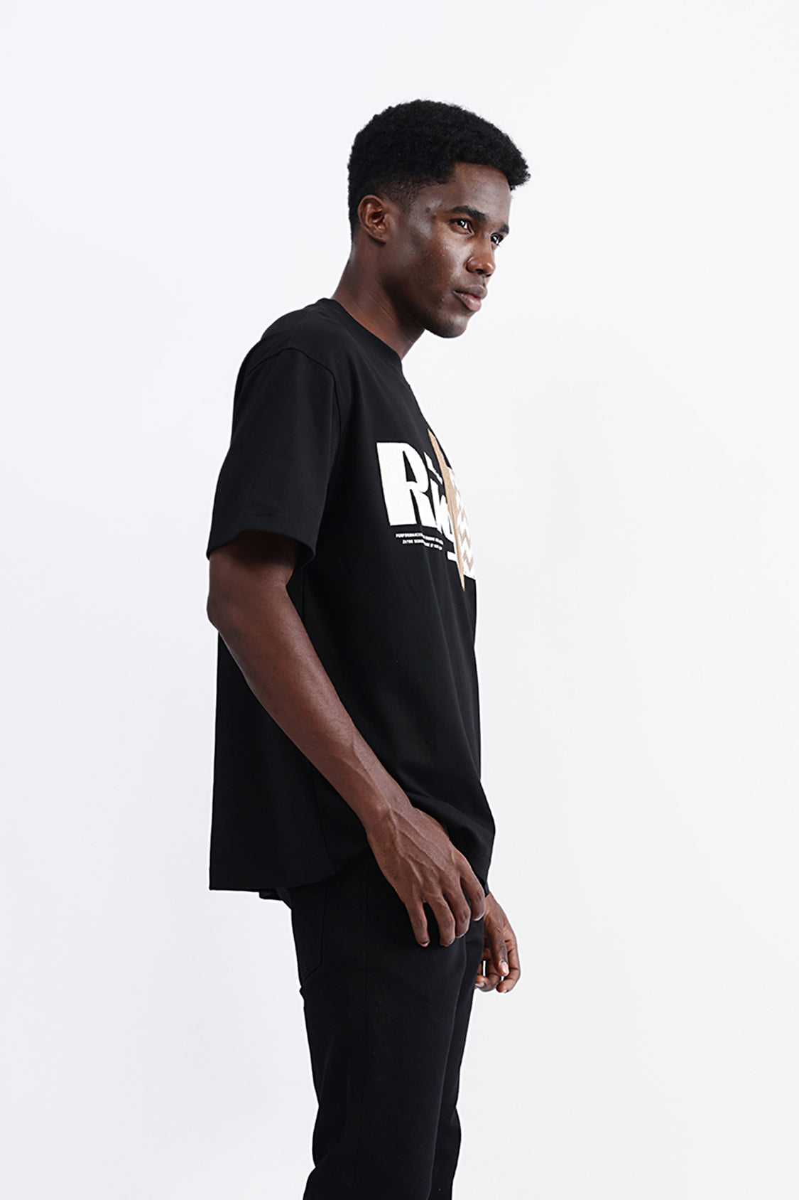 PATCH EMBROIDERED OVERSIZED TEE