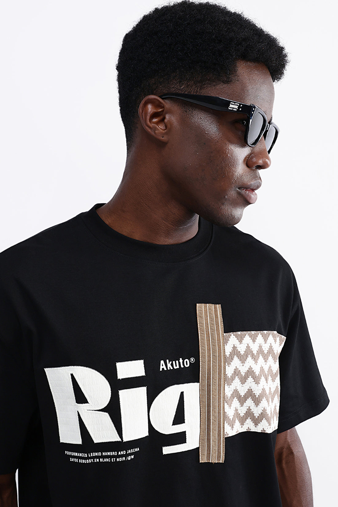 PATCH EMBROIDERED OVERSIZED TEE