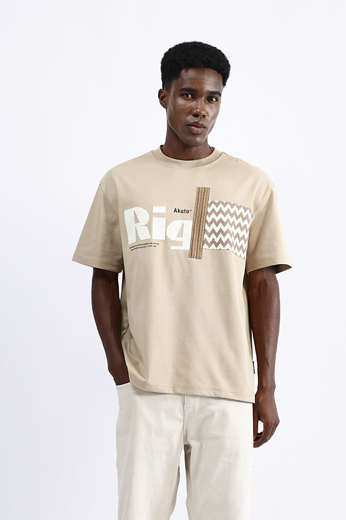 PATCH EMBROIDERED OVERSIZED TEE