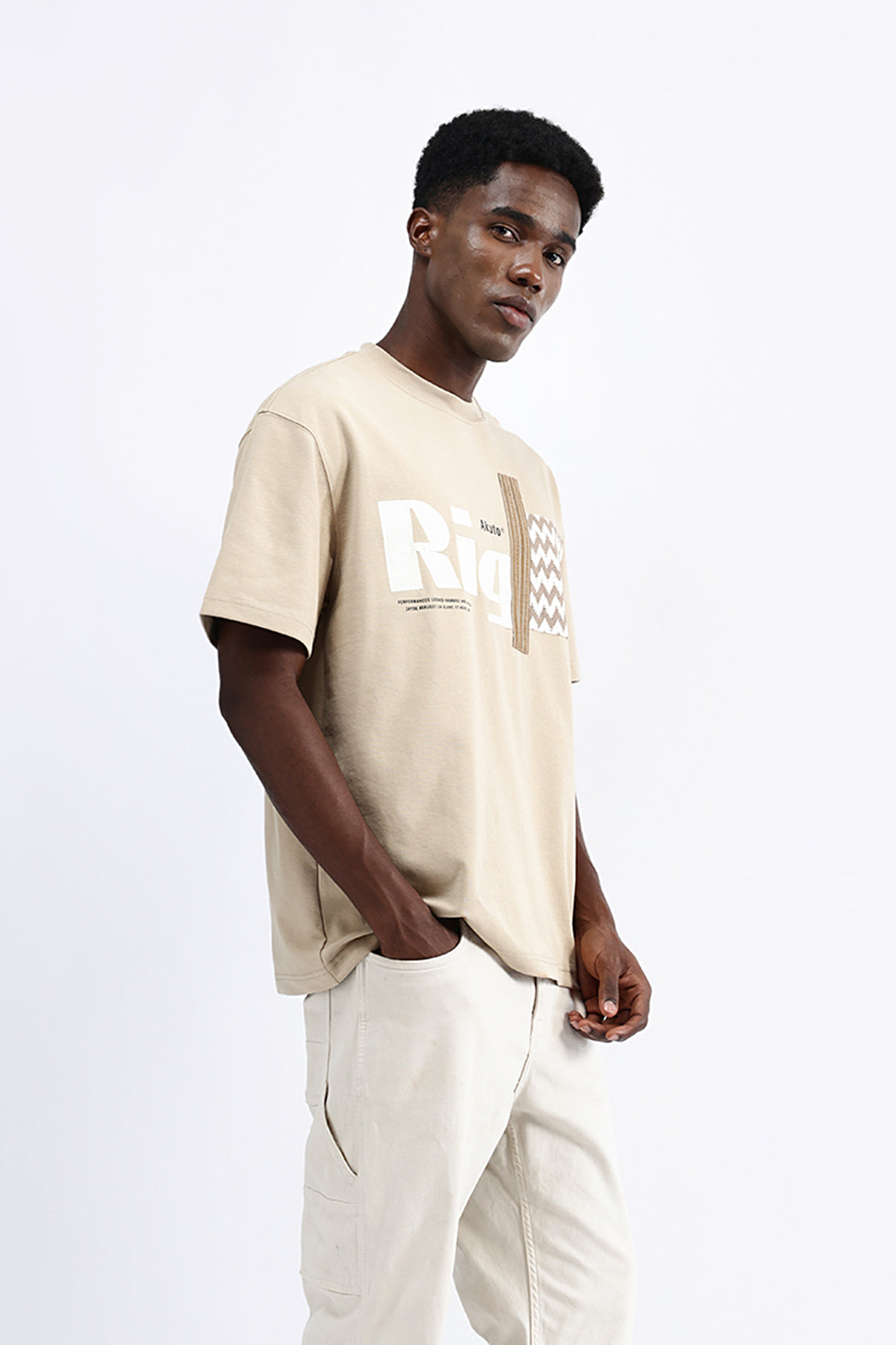 PATCH EMBROIDERED OVERSIZED TEE