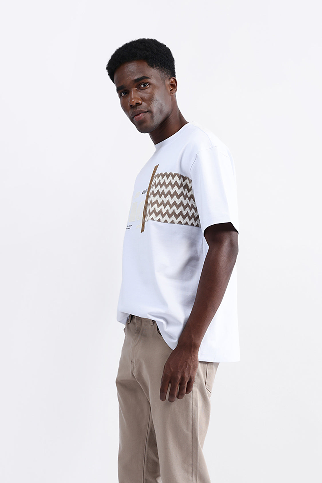 PATCH EMBROIDERED OVERSIZED TEE