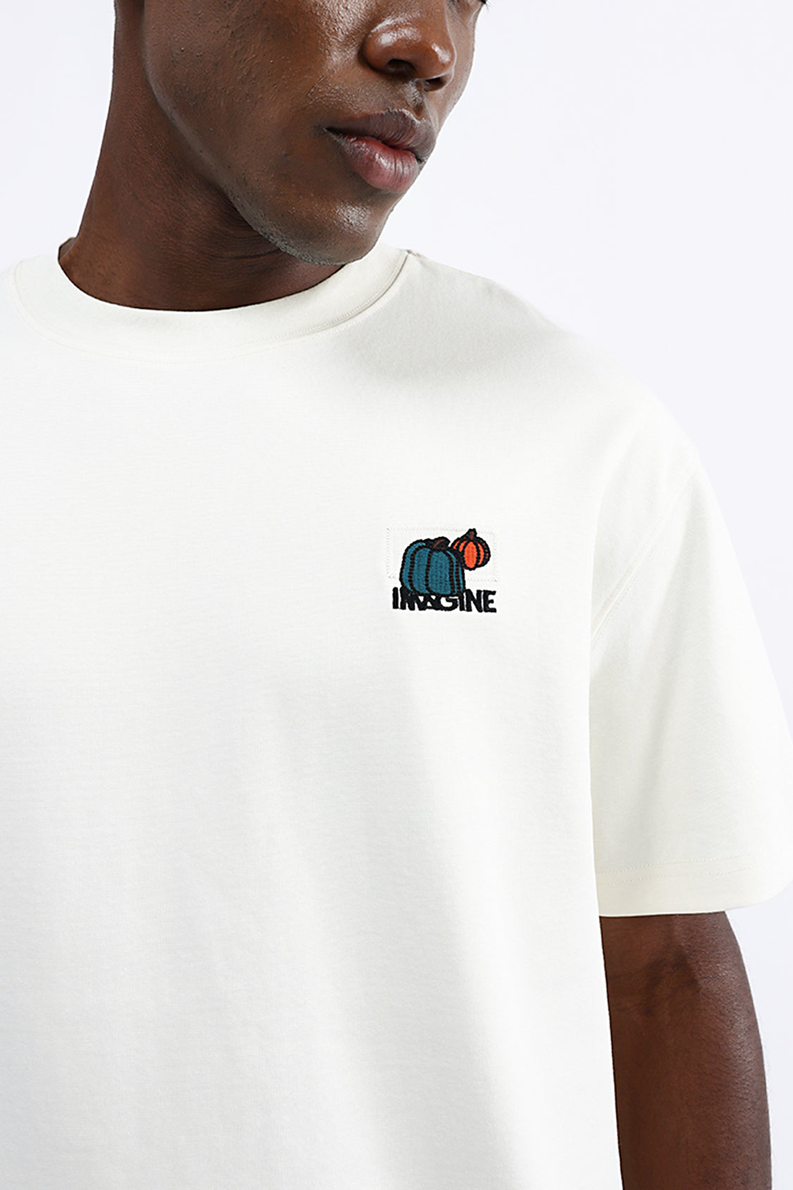 GRAPHIC BACKPRINT OVERSIZED TEES