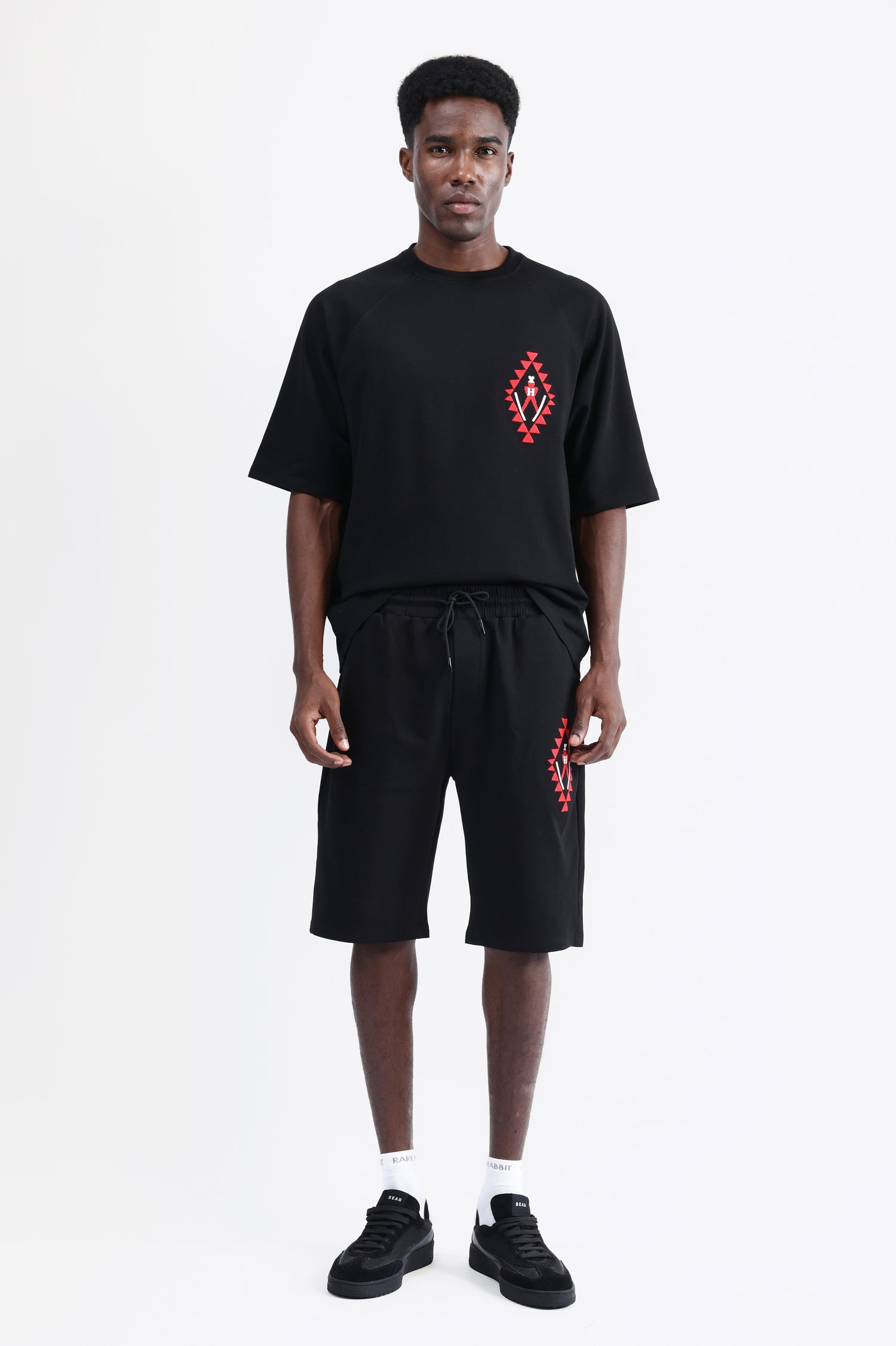 EMBROIDERED OVERSIZED T-SHIRT