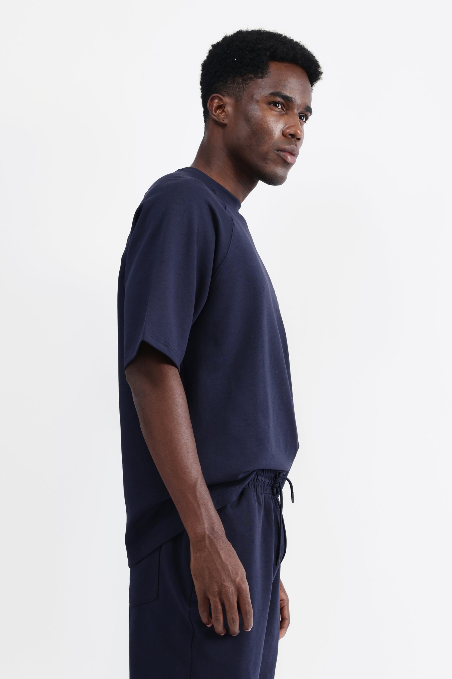 EMBROIDERED OVERSIZED T-SHIRT