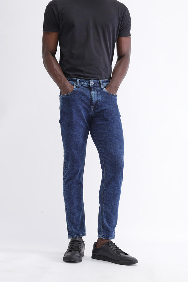 SLIM FIT DARK WASH JEANS