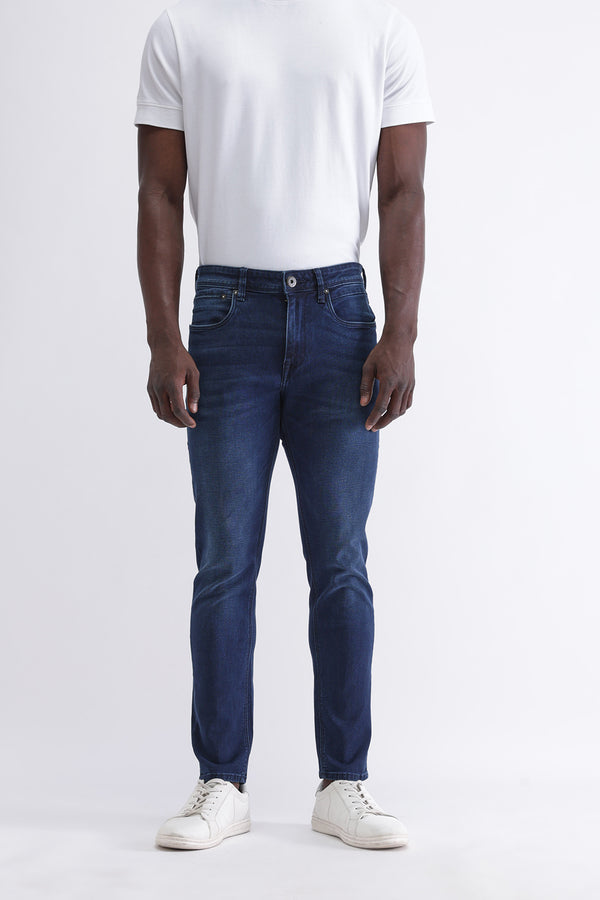 SLIM FIT DARK WASH JEANS