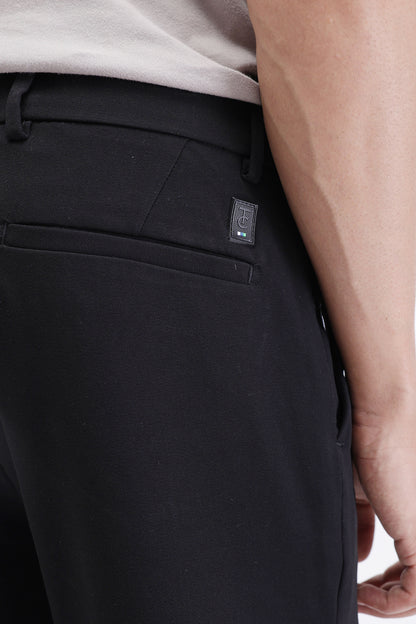 SLIM FIT CLASSIC SOLID TROUSER