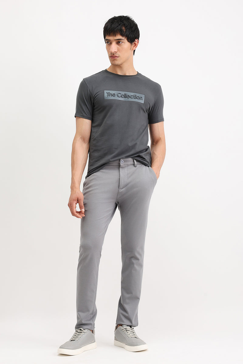 EMBOSSED PRINT T-SHIRT