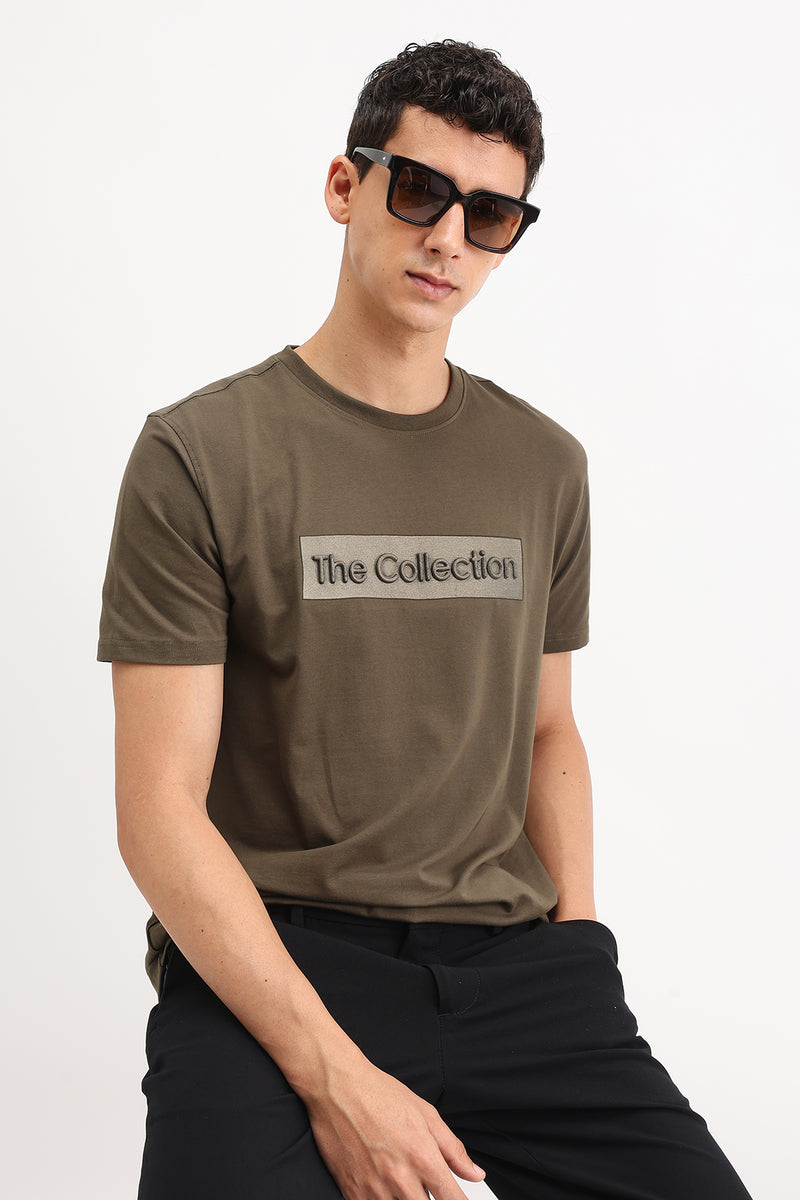 EMBOSSED PRINT T-SHIRT