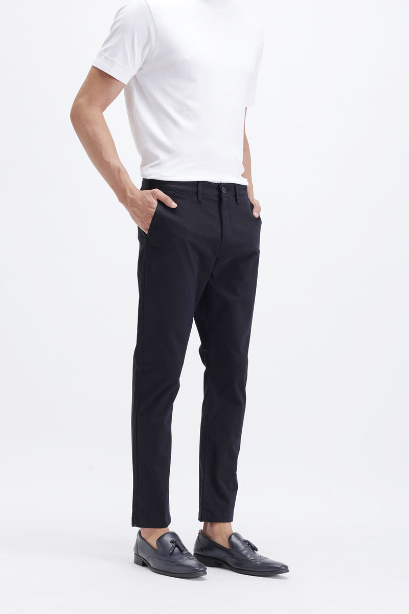 SLIM FIT CLASSIC SOLID TROUSER