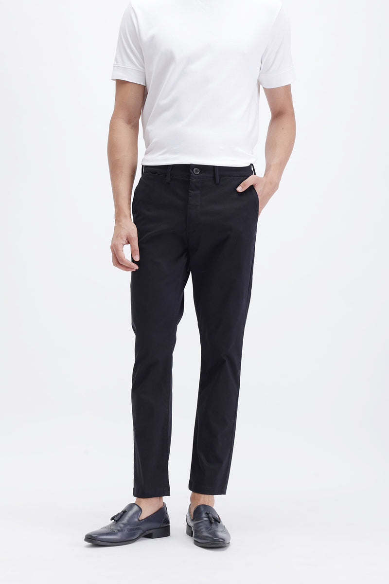 SLIM FIT CLASSIC SOLID TROUSER