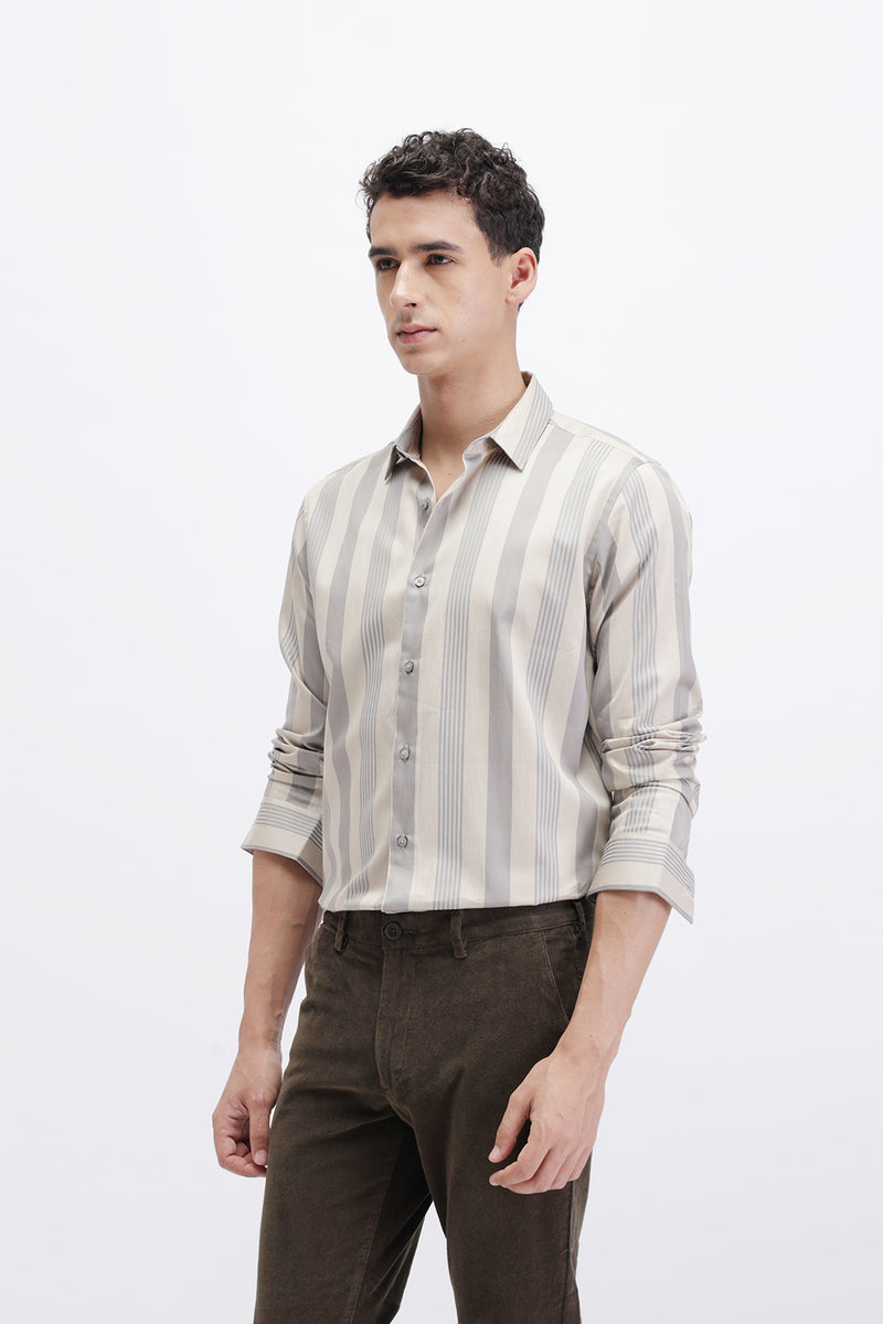 FULL SLEEVES VERTICAL STRIPED SHIRT