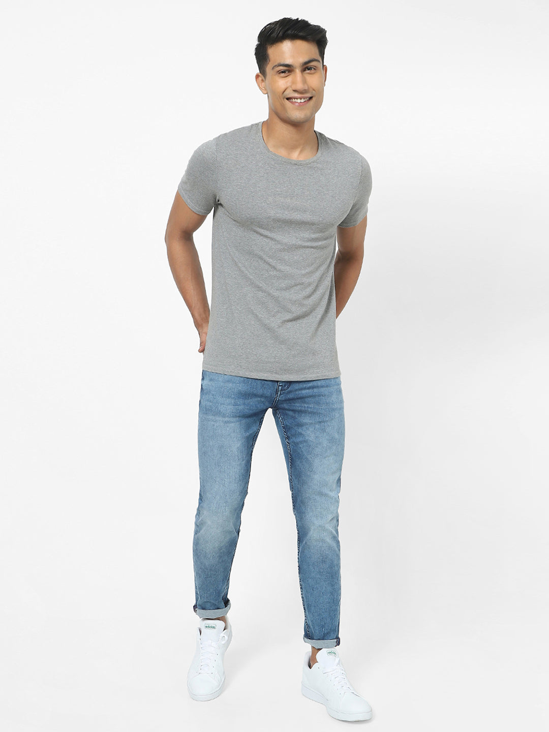 Men Slim Mid Rise Blue Jeans