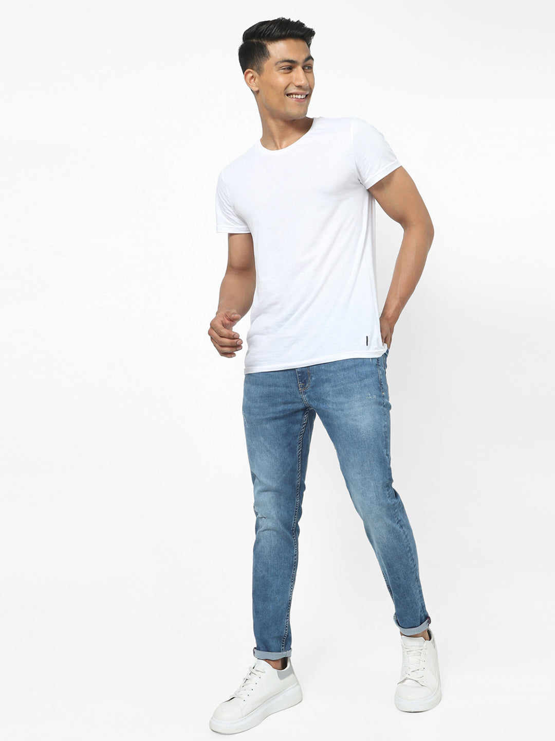 Men Slim Mid Rise Blue Jeans