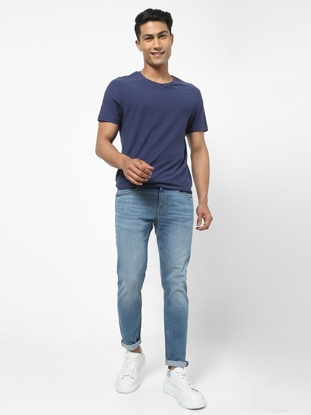 Men Slim Mid Rise Light Blue Jeans